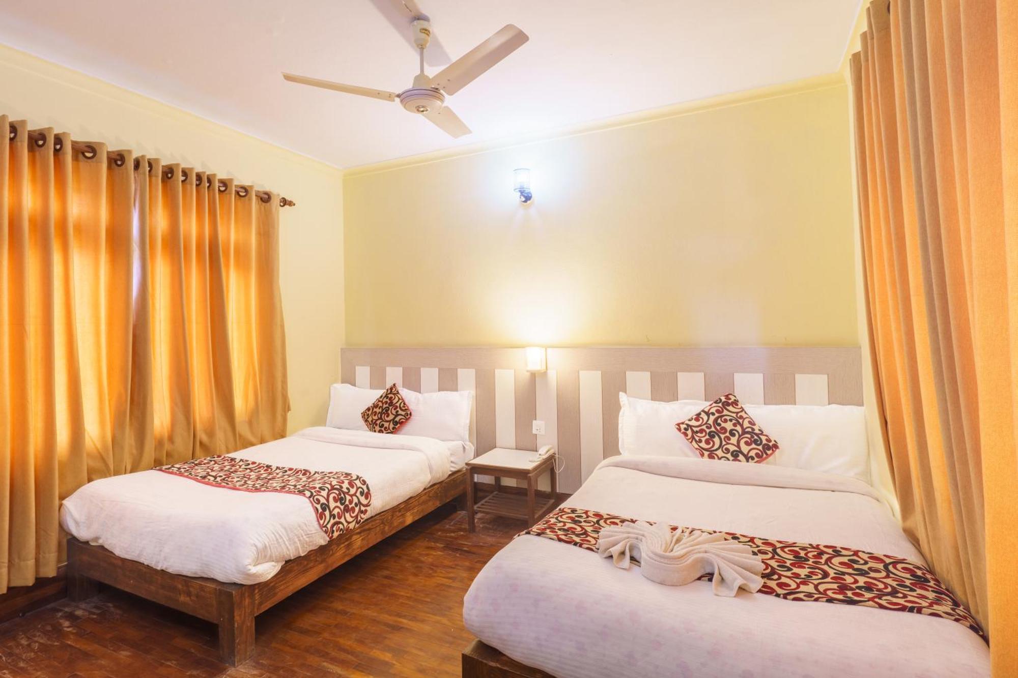 Hotel Angel Pokhara Exterior foto