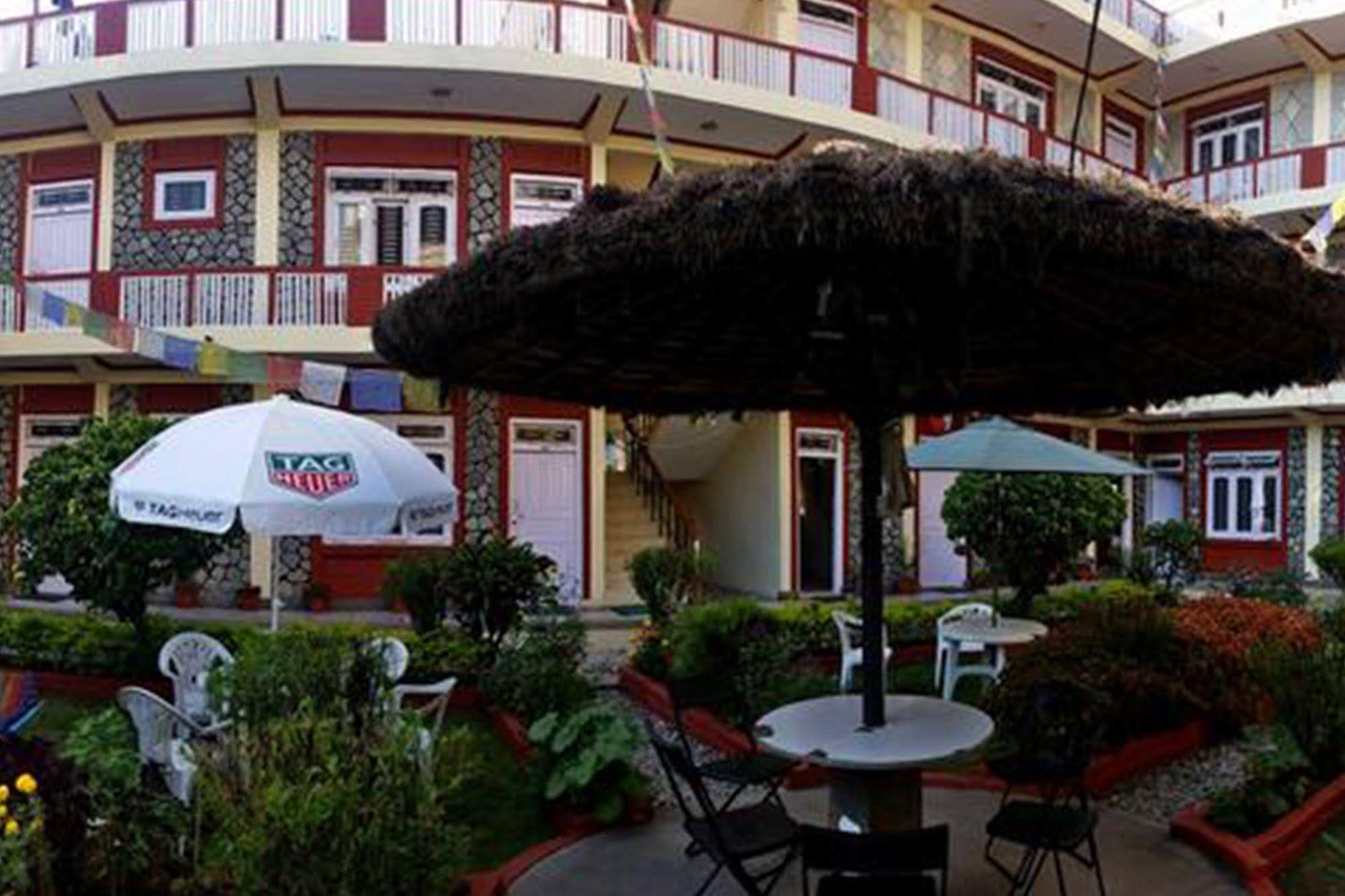 Hotel Angel Pokhara Exterior foto