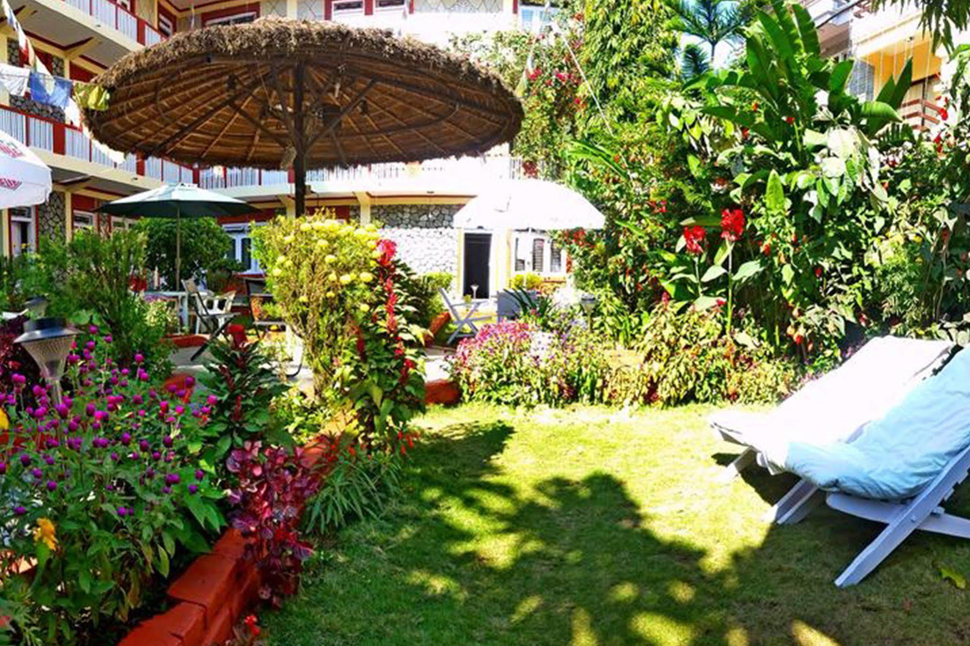 Hotel Angel Pokhara Exterior foto