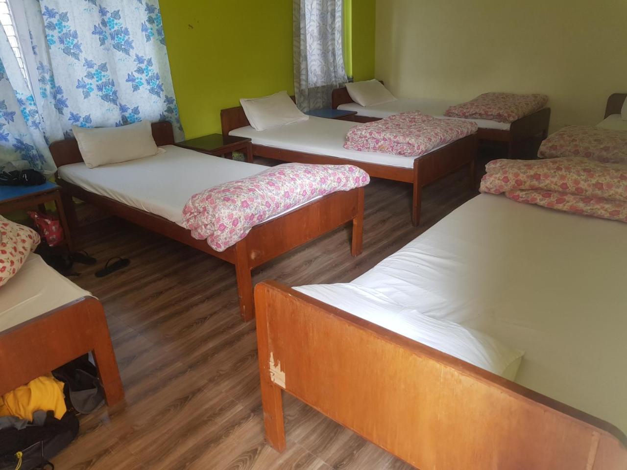 Hotel Angel Pokhara Habitación foto