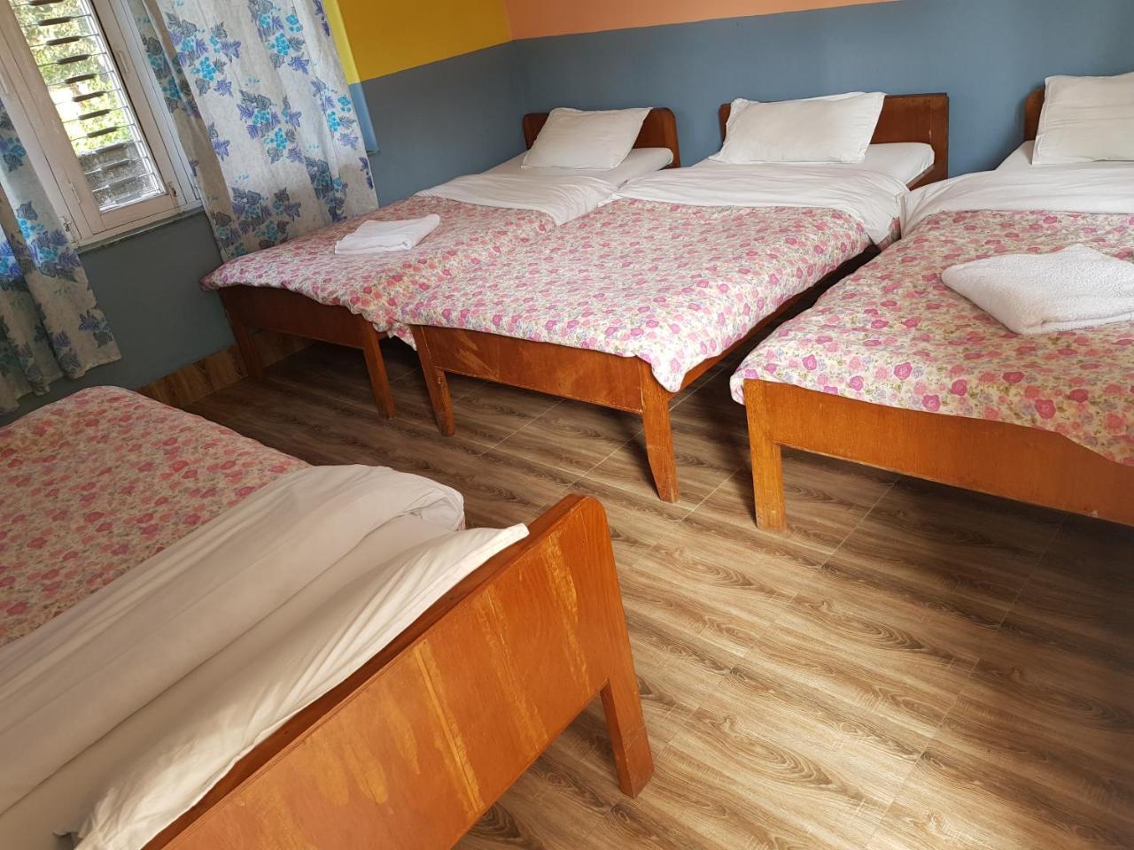 Hotel Angel Pokhara Habitación foto